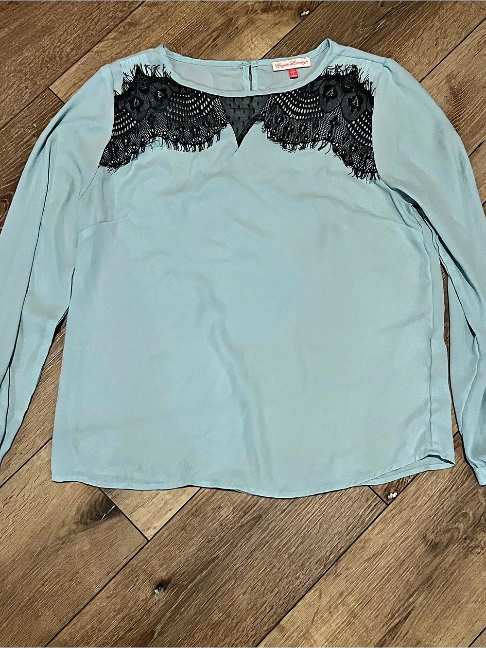 English Laundry Lace Yoke Long Sleeve Blouse in Blue Size Small Like New